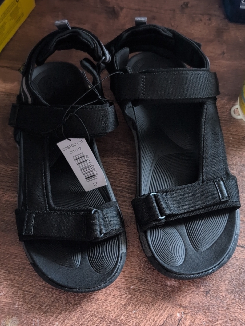 Dockers Men's Black Adjustable Strappy Sandals